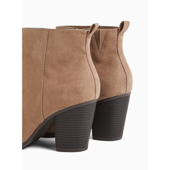 NIB Torrid Faux Suede Round Toe Ankle 3" Heel Bootie Taupe (Wide) Plus Size: 8W - Picture 2 of 6